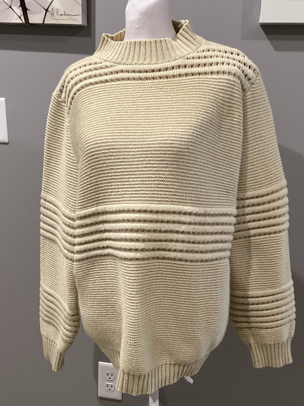 Textured Cream Turtleneck Sweater - Relaxed Fit Lg